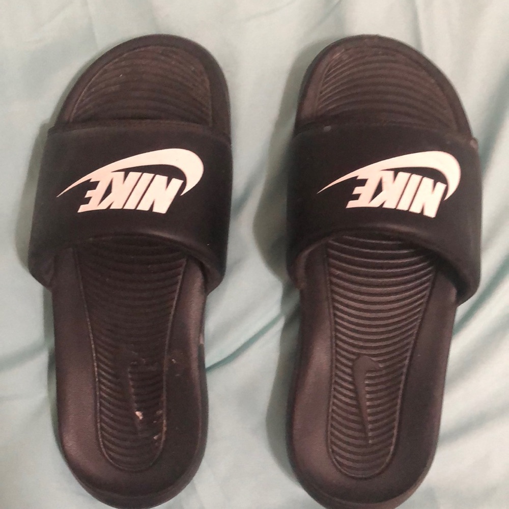 Nike slippers